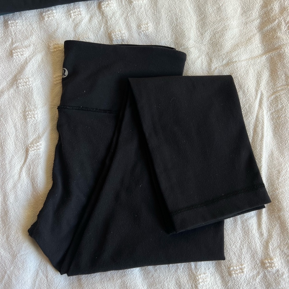 LULULEMON CROP LEGGING